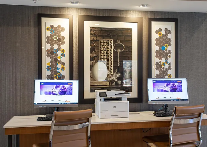 Hotel Express By Ihg