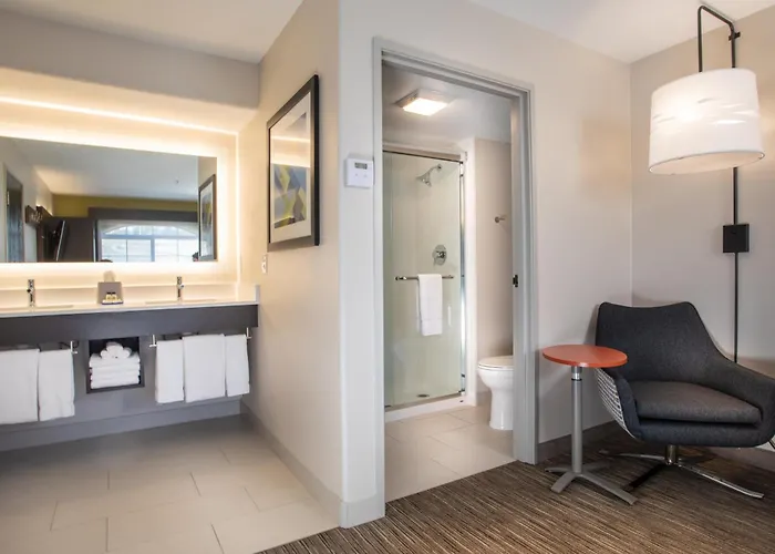 Express By Ihg Hotel Prescott