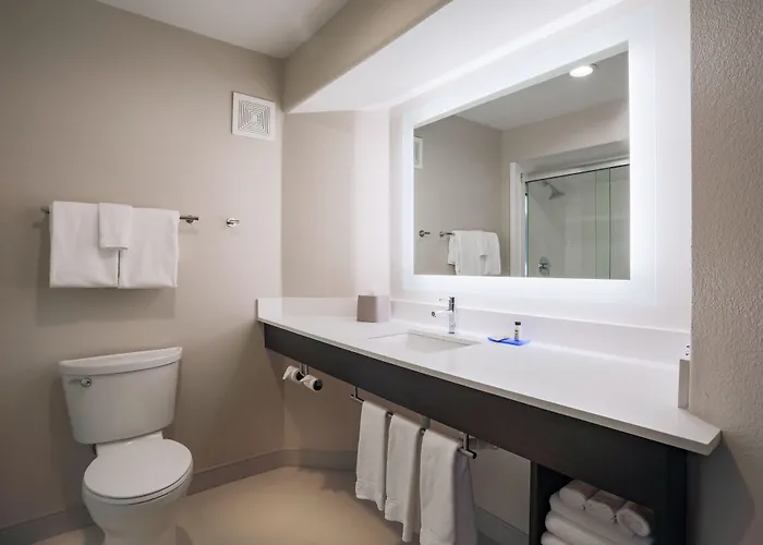 Hotel Express By Ihg