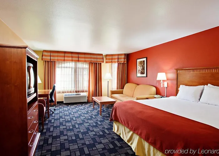 Express By Ihg Hotel